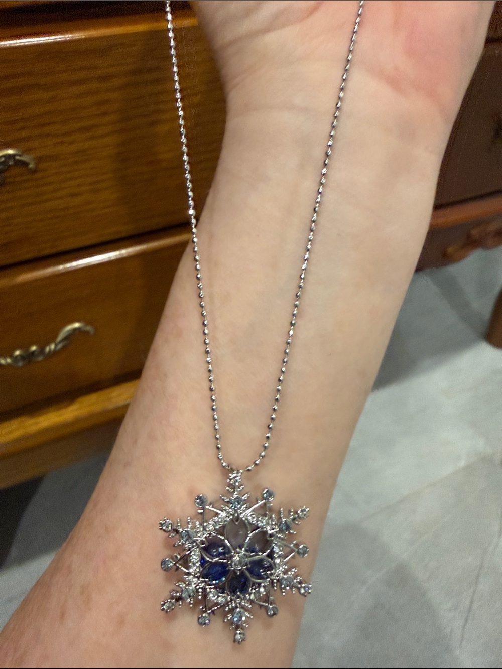 Origami Owl Silver Snowflake Necklace with Blue Accents
